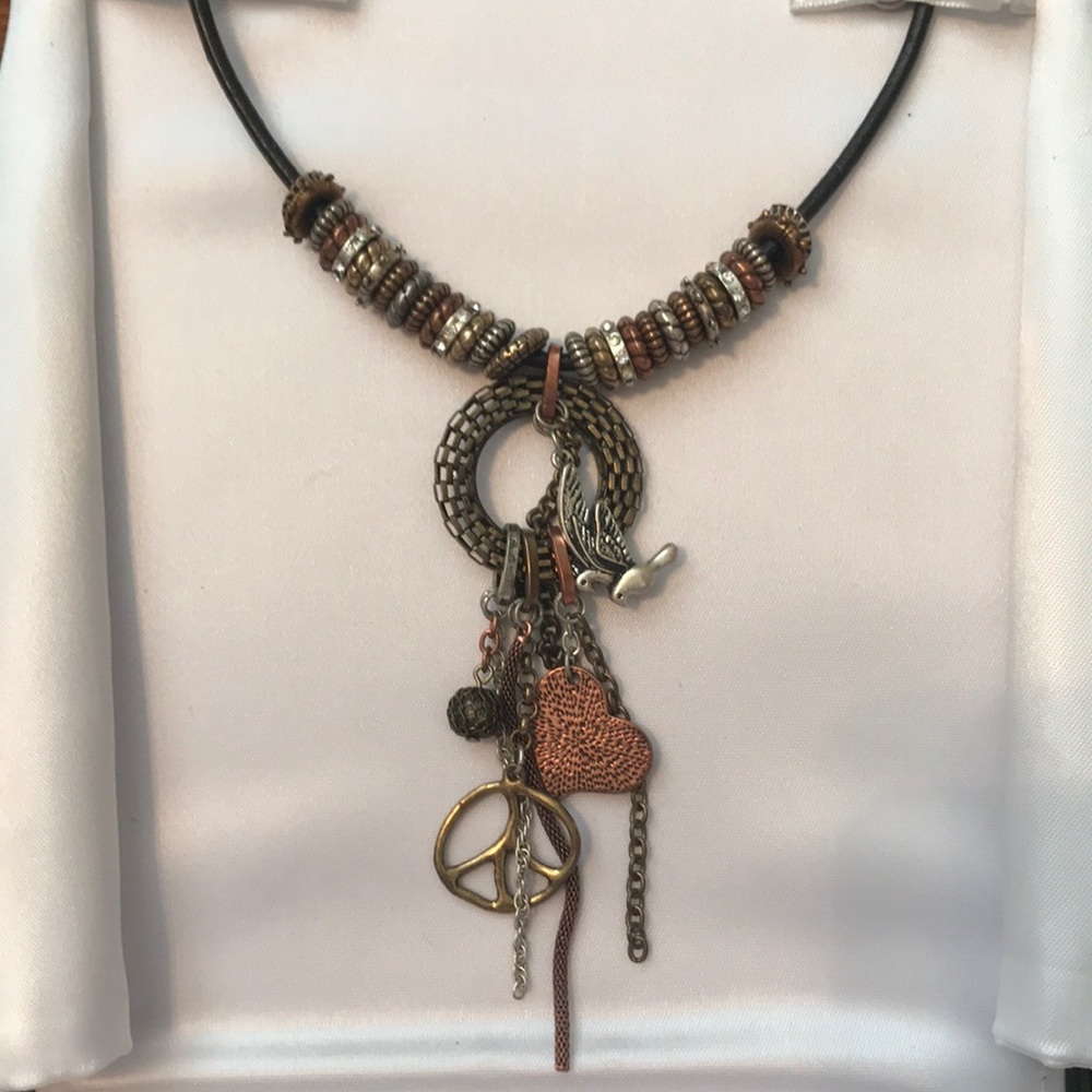 Funky necklace w/ matching earrings.